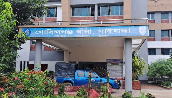 গোবিন্দগঞ্জে স্ত্রীকে পিটিয়ে হত্যার অভিযোগ: স্বামী গ্রেপ্তার