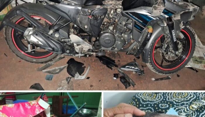 গাইবান্ধায় ব্যবসায়ীর বাড়ি ও প্রতিষ্ঠানে হামলা, মটর সাইকেল ভাংচুর ও চাঁদা দাবির অভিযোগ আহত ১,